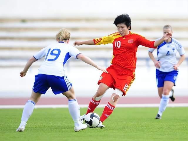 包含中国女足队员马晓旭：我们努力不止，再创佳绩的词条
