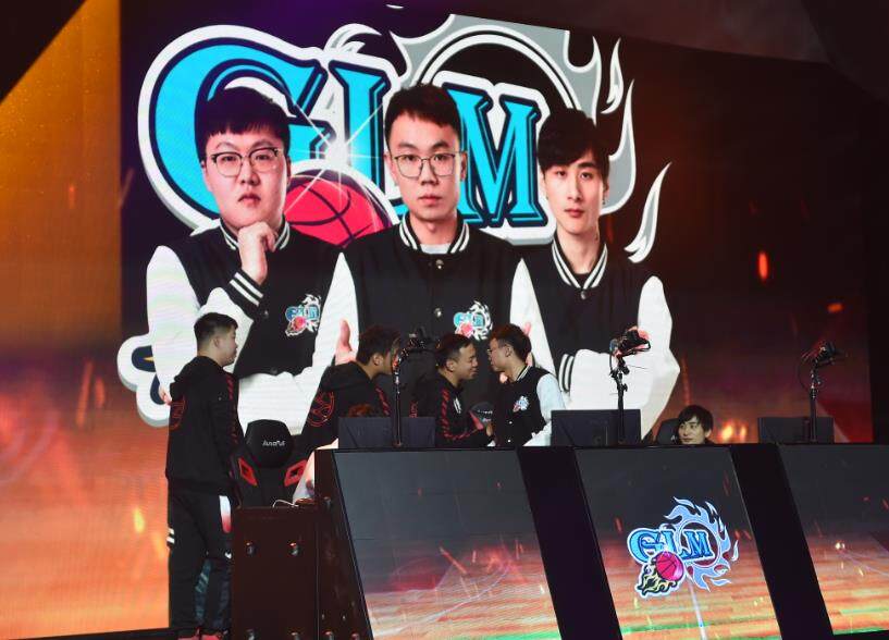 包含CLG翻盘MAD，Meiko线上压制力十足顶尖较量全球总决赛，强势挺进下一轮的词条