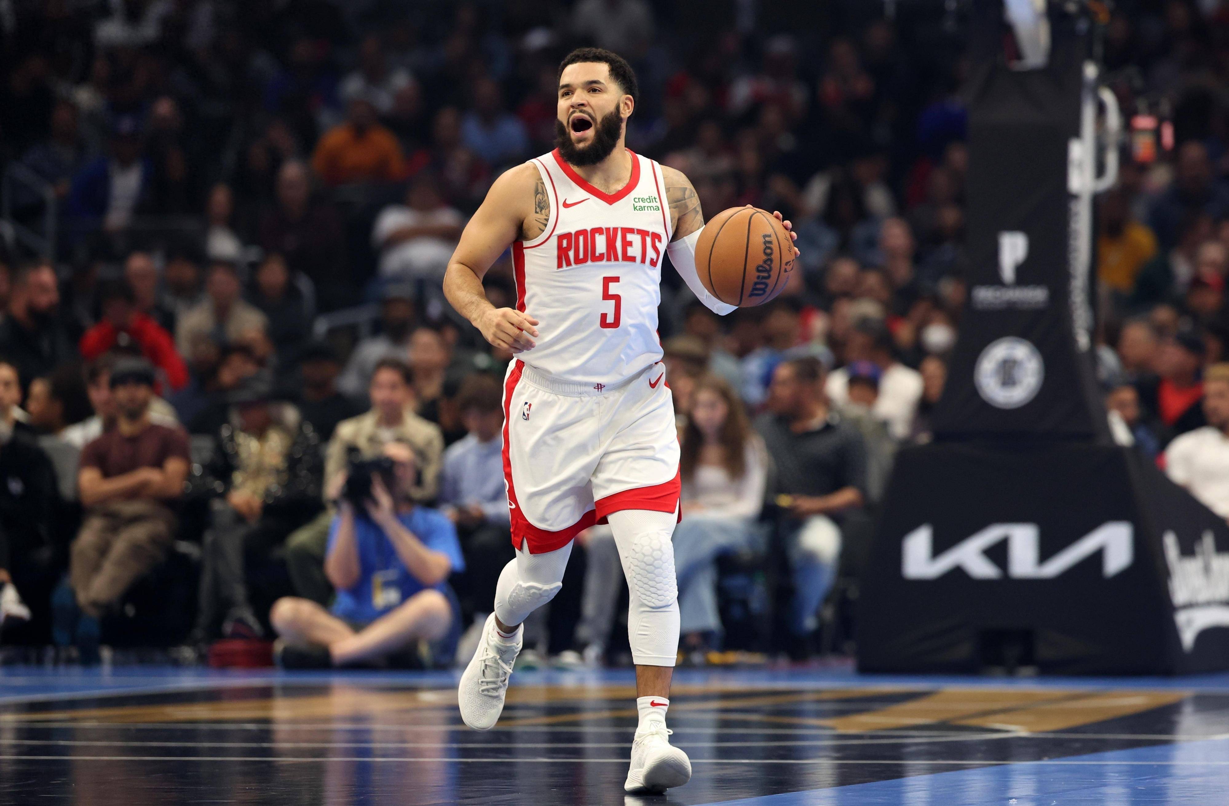 火箭迎新赛季首胜