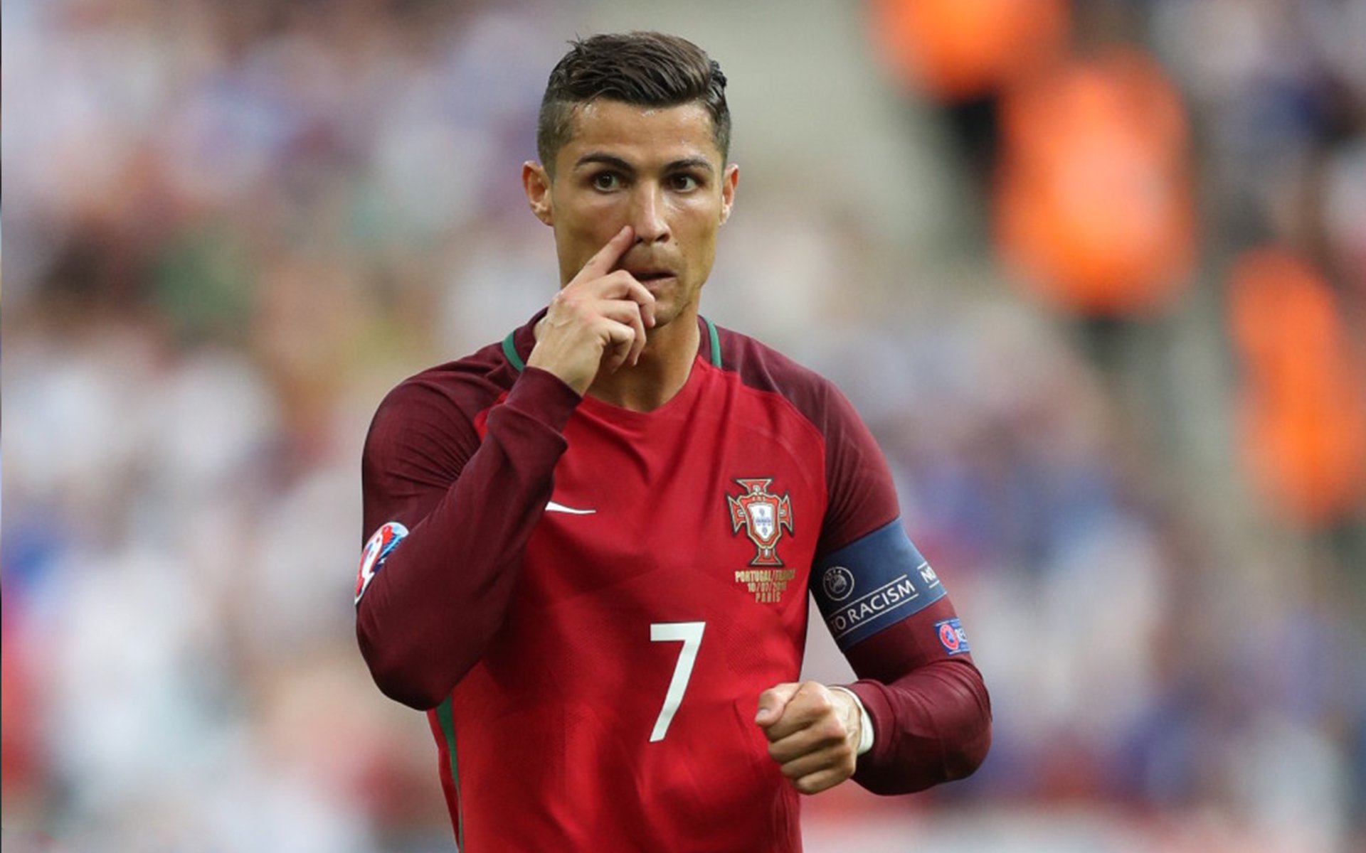 网球艺术家西西帕斯的双线奏鸣曲，从法网翻盘到年终总决赛的惊艳四座